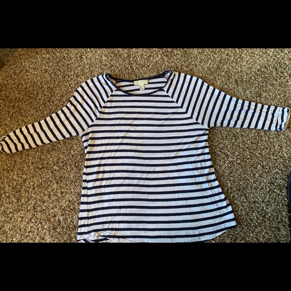 3/4 sleeve shirt